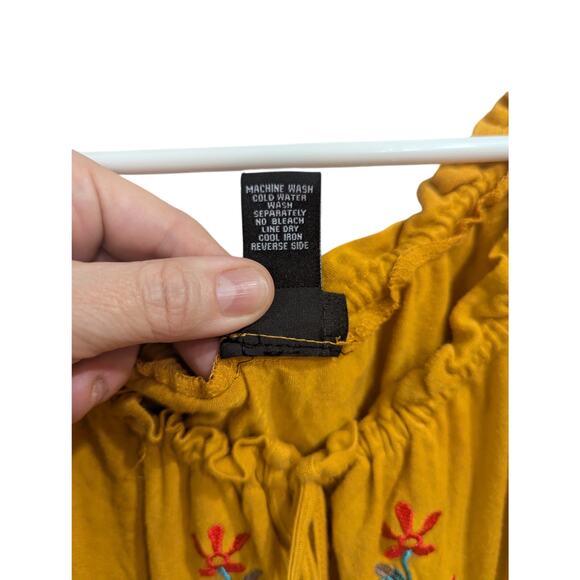 Pretty mustard peasant top w/floral embroidery by Rue 21 size Medium - Picture 5 of 9